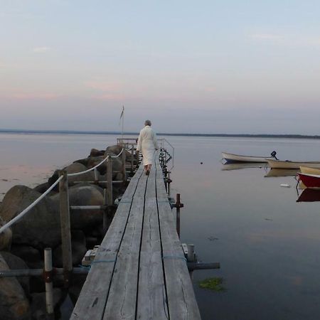 Fiskarstugan I Norra Haeljaroed Norra Haljarod Exterior foto