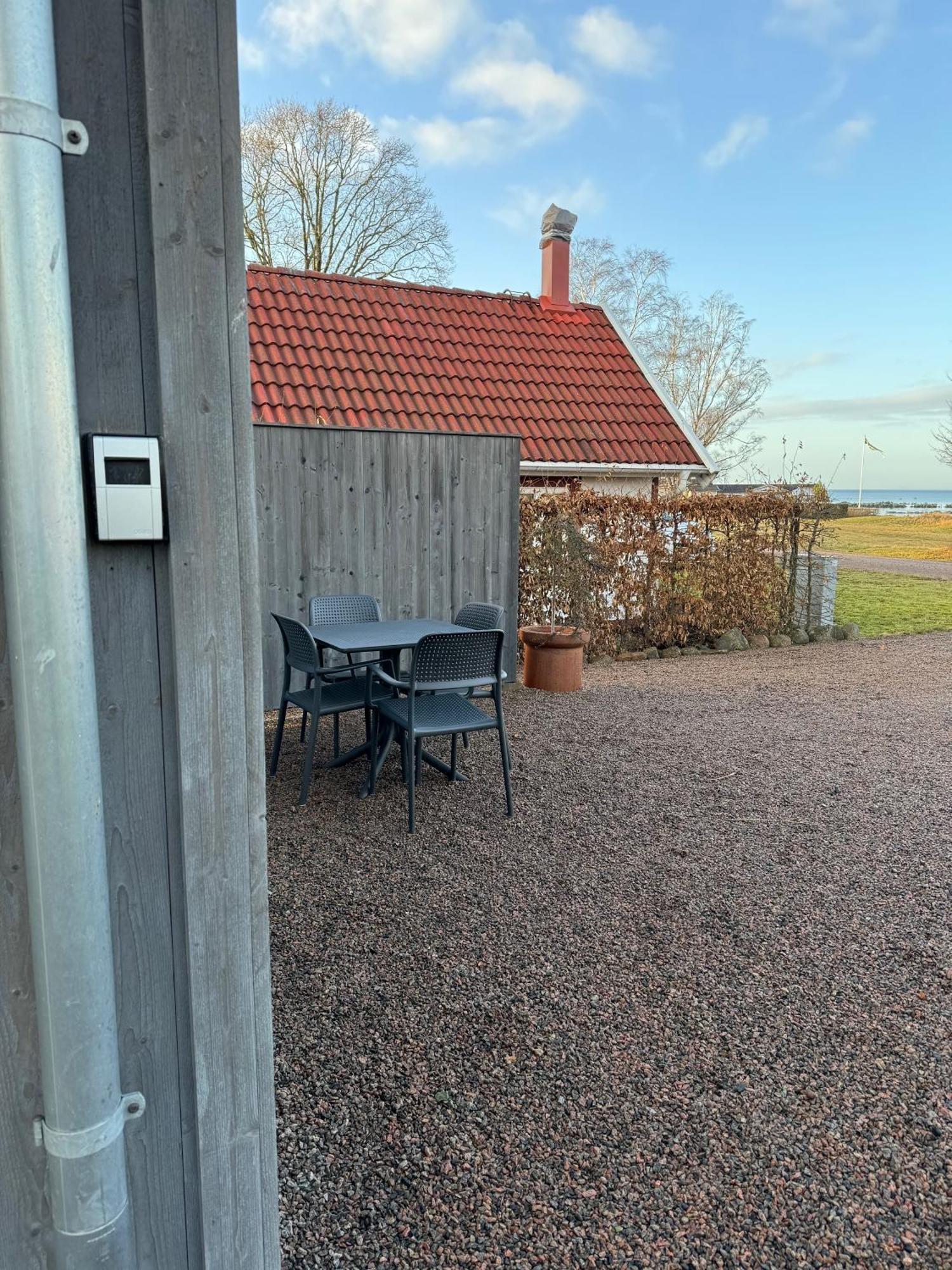 Fiskarstugan I Norra Haeljaroed Norra Haljarod Exterior foto