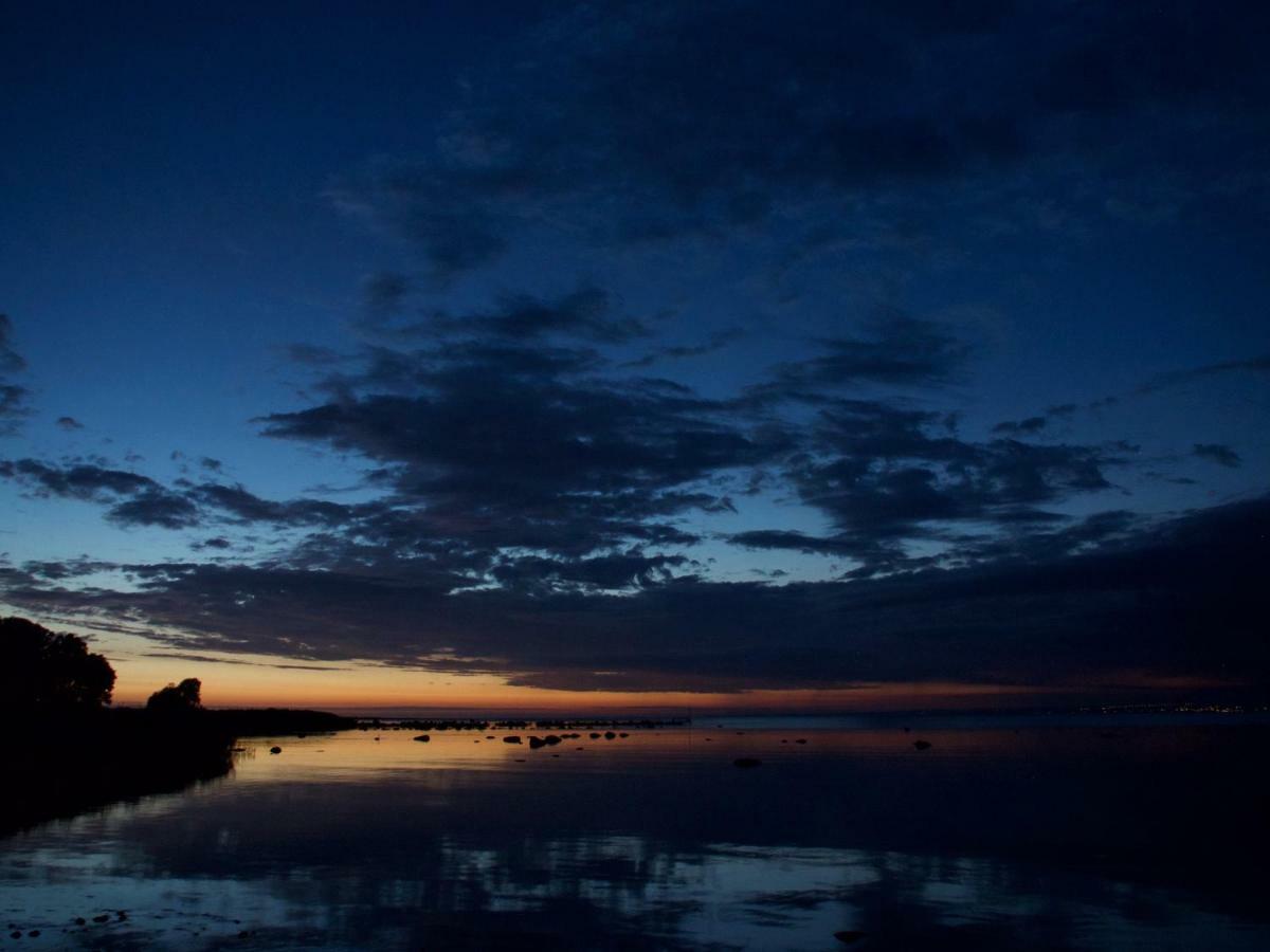 Fiskarstugan I Norra Haeljaroed Norra Haljarod Exterior foto