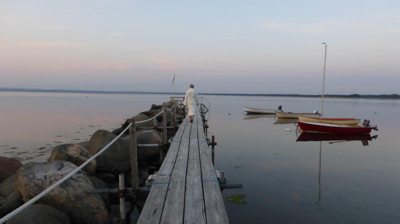 Fiskarstugan I Norra Haeljaroed Norra Haljarod Exterior foto